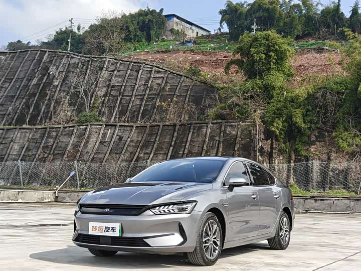 Фото 1 - BYD Qin Plus