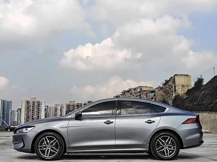 Фото 6 - BYD Qin Plus