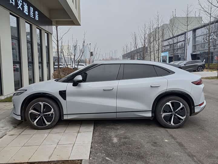 Фото 3 - BYD Song L