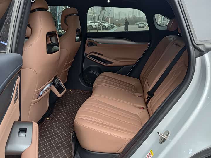 Фото 6 - BYD Song L