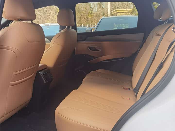 Фото 8 - BYD Song L DM-i Hybrid