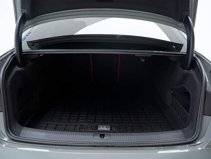 Фото 9 - Audi S4