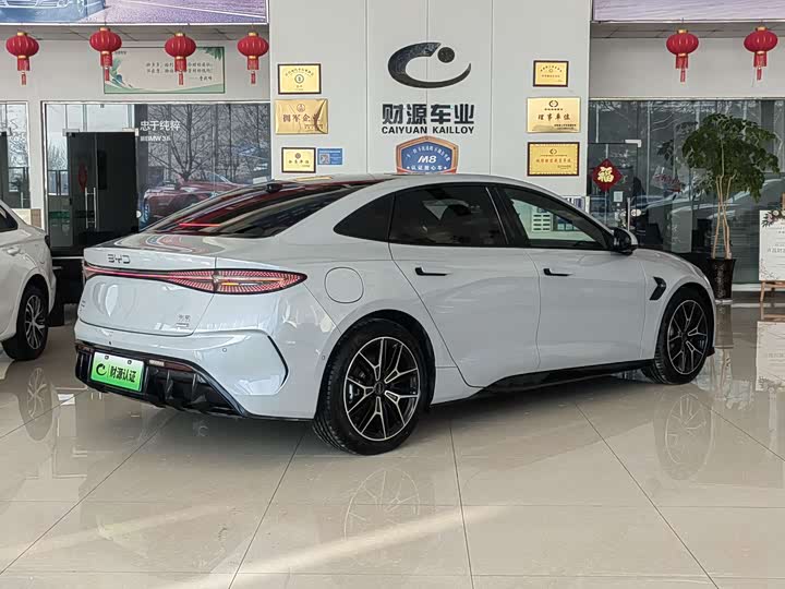 Фото 4 - BYD Seal