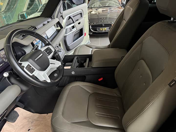 Фото 7 - Land Rover Defender