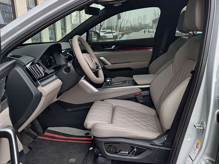 Фото 5 - BYD Tang Hybrid/EV