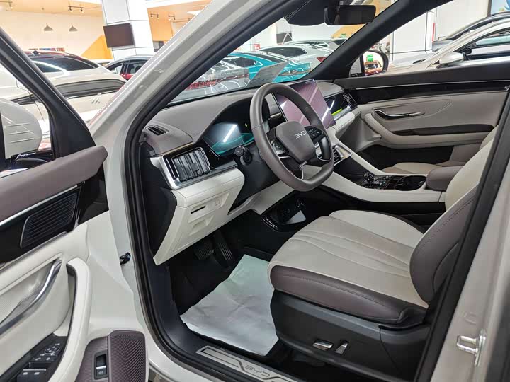 Фото 2 - BYD Song Plus Hybrid/EV