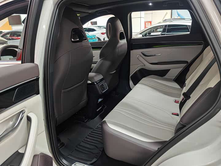 Фото 3 - BYD Song Plus Hybrid/EV