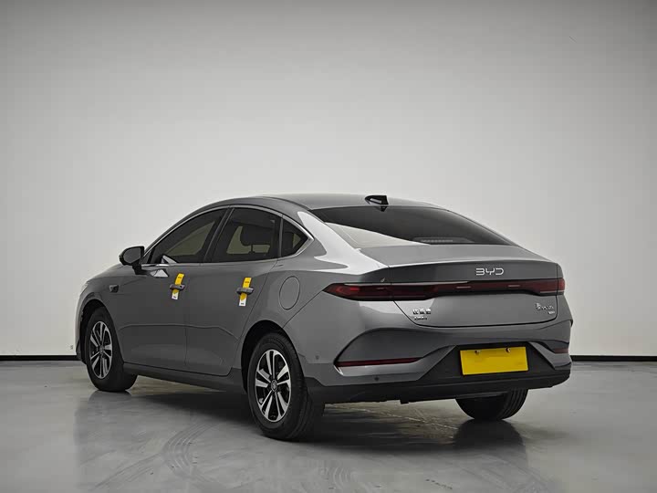 Фото 6 - BYD Qin Plus