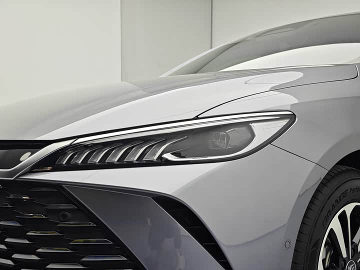 Фото 9 - BYD Qin Plus