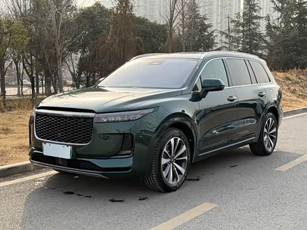 Фото 1 - LiXiang One