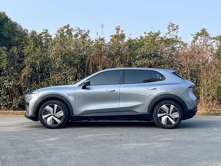 Фото 6 - Changan Deepal S05