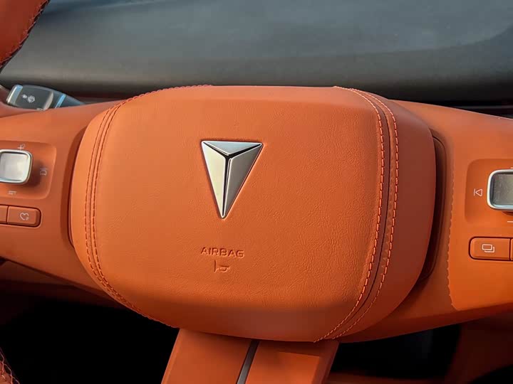 Фото 9 - Changan Deepal S05