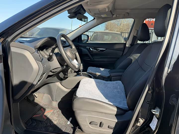 Фото 4 - Nissan X-Trail