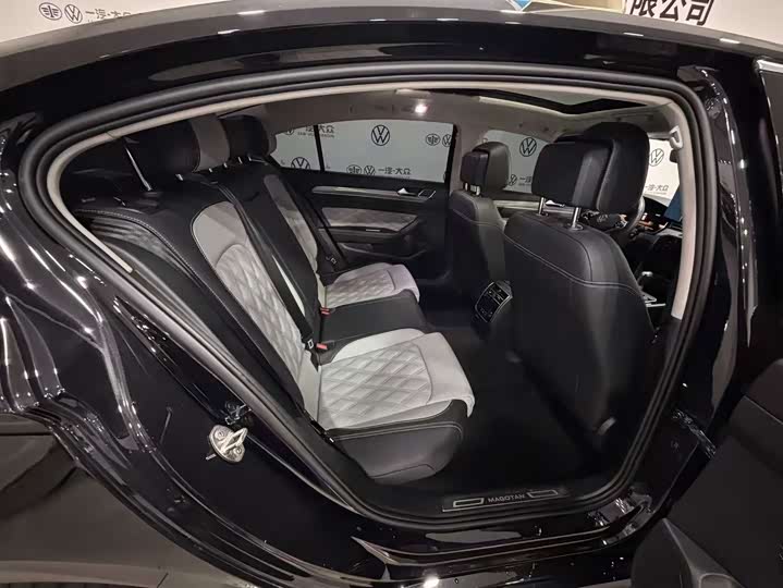 Фото 9 - Volkswagen Magotan