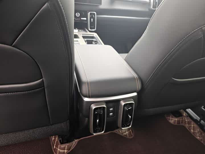 Фото 9 - Haval Dargo