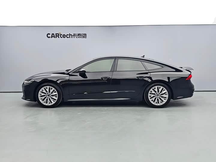 Фото 3 - Audi A7