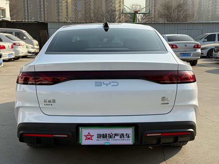 Фото 6 - BYD Qin L