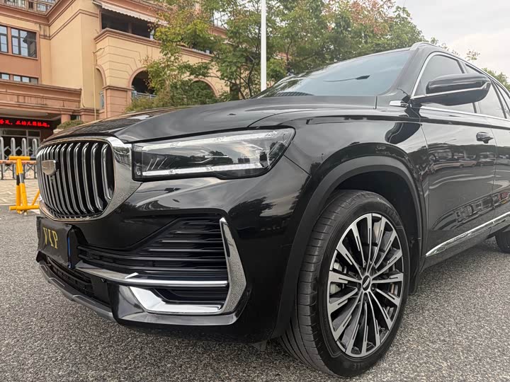 Фото 9 - Geely Monjaro