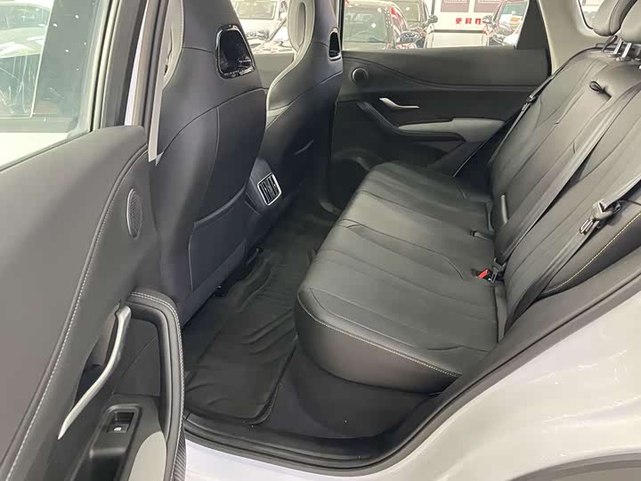 Фото 8 - BYD Sea Lion 05 DM-i Hybrid