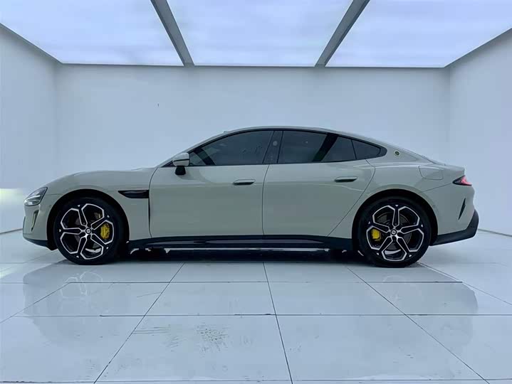 Фото 3 - Xiaomi SU7