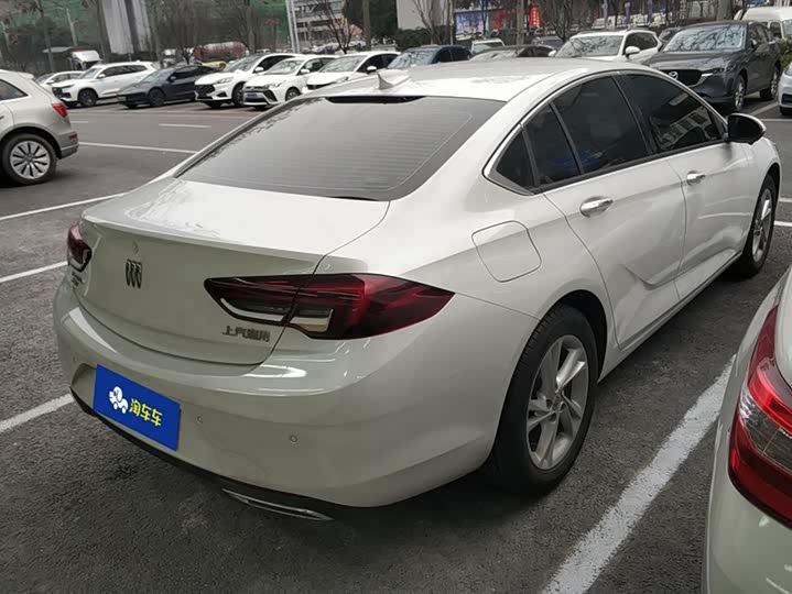 Фото 3 - Buick Regal