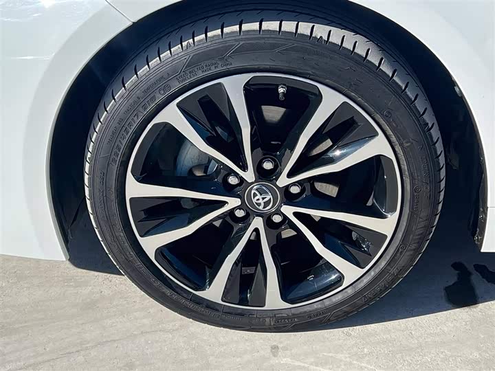 Фото 2 - Toyota Levin