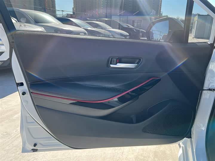 Фото 3 - Toyota Levin