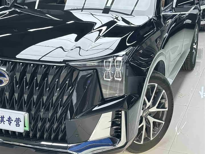 Фото 2 - GAC Trumpchi ES9