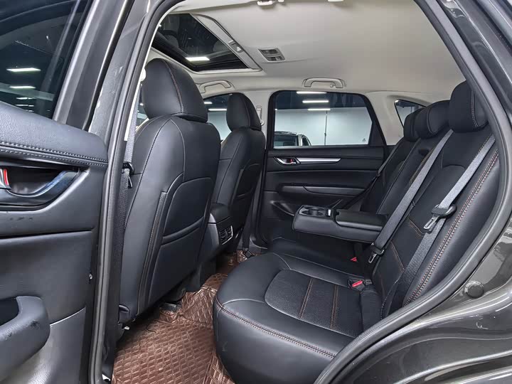 Фото 9 - Mazda CX-5