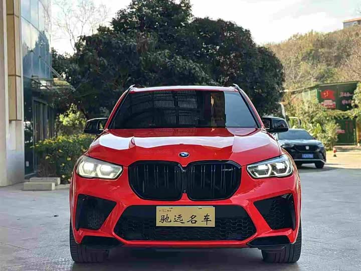 Фото 2 - BMW X5 M