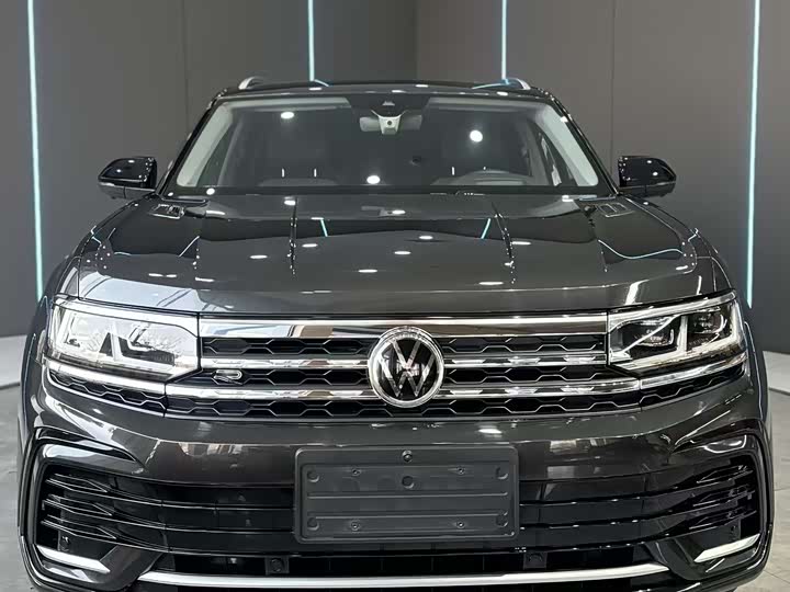 Фото 2 - Volkswagen Teramont X