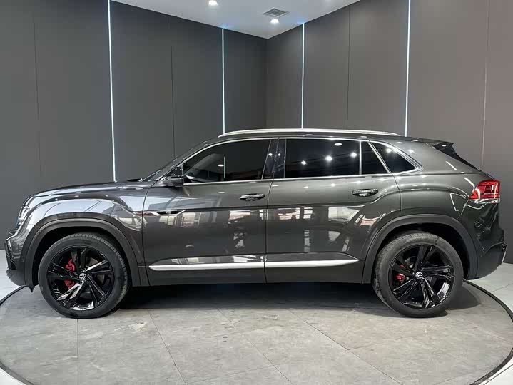 Фото 4 - Volkswagen Teramont X