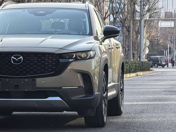 Фото 9 - Mazda CX-50