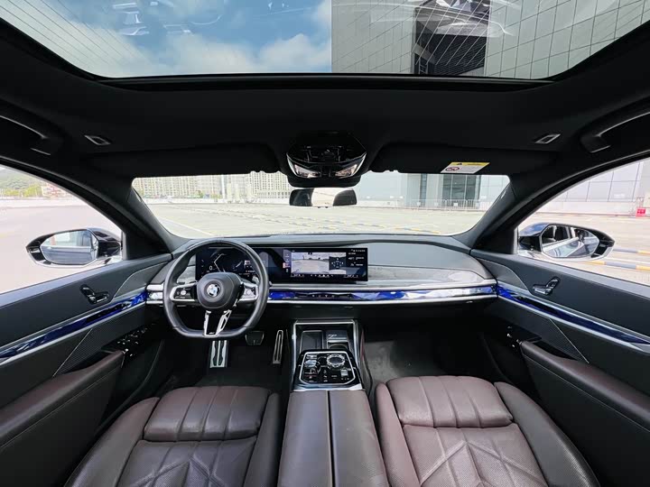 Фото 7 - BMW 7 Series