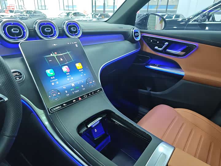 Фото 7 - Mercedes-Benz GLC-Class