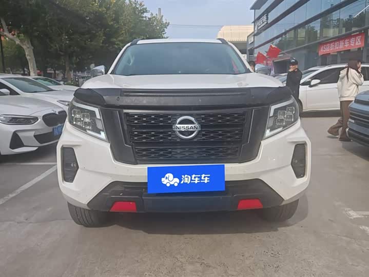 Фото 2 - Nissan Terra