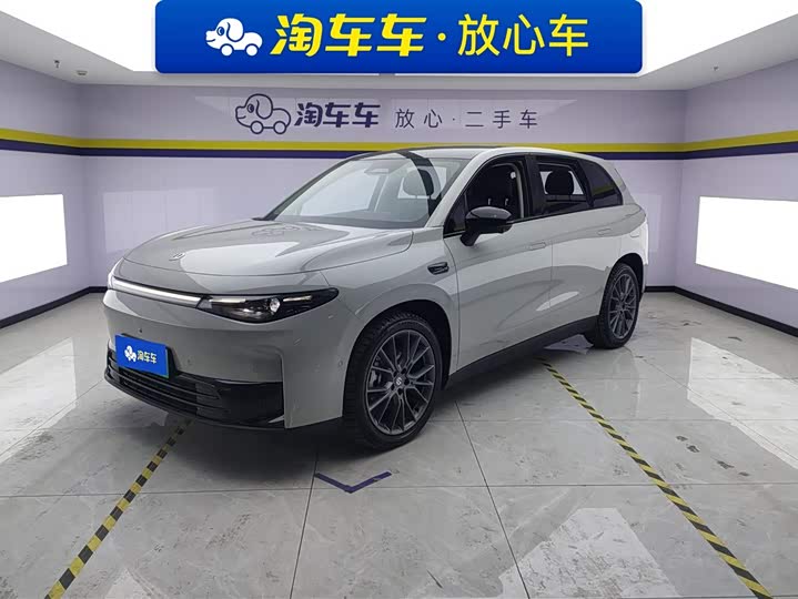 Фото 1 - Leapmotor C10