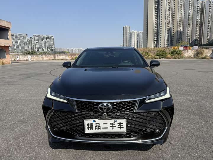 Фото 2 - Toyota Avalon