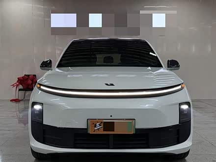 Фото 1 - LiXiang L6