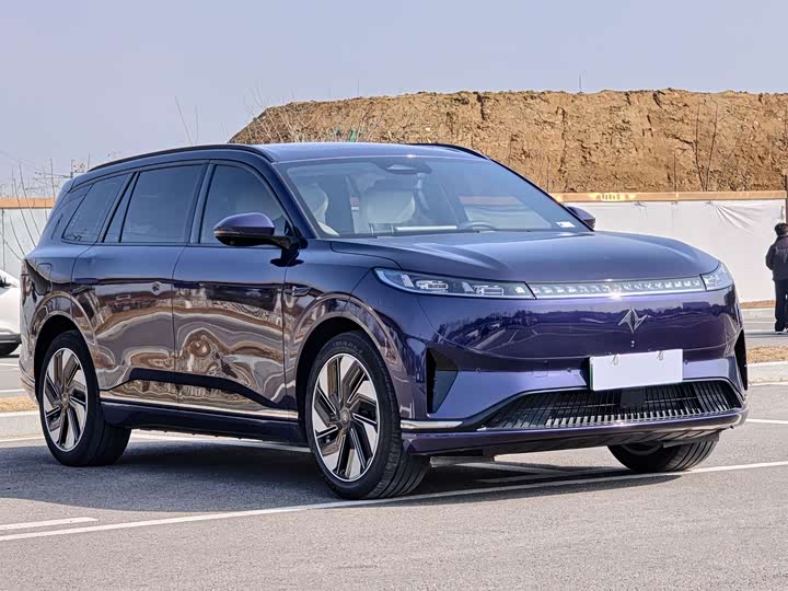 Фото 3 - Dongfeng Yipai eπ 008