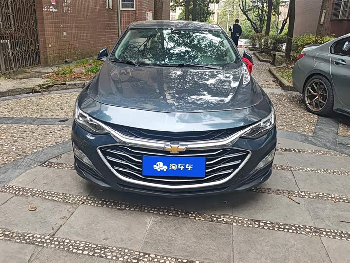 Фото 2 - Chevrolet Malibu XL