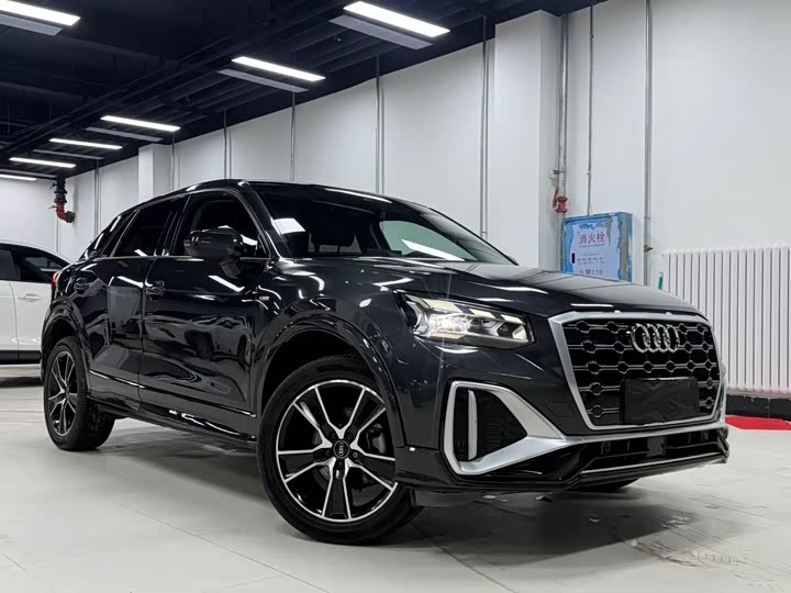 Фото 2 - Audi Q2L