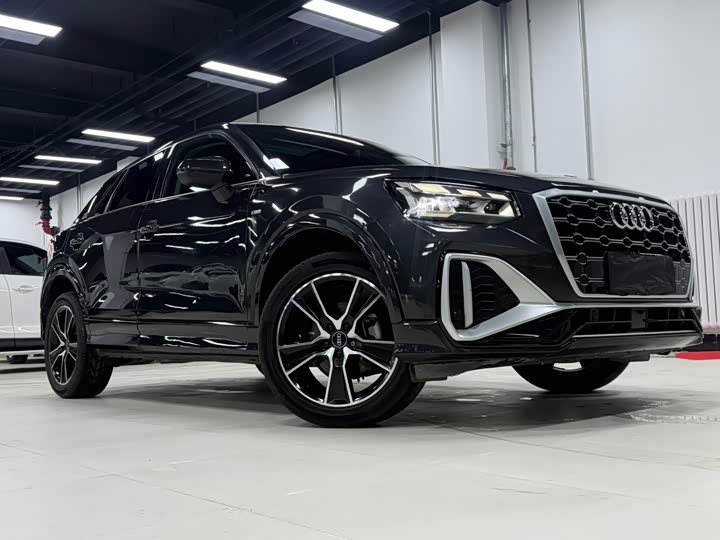 Фото 3 - Audi Q2L