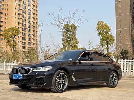 Фото 1 - BMW 5 Series