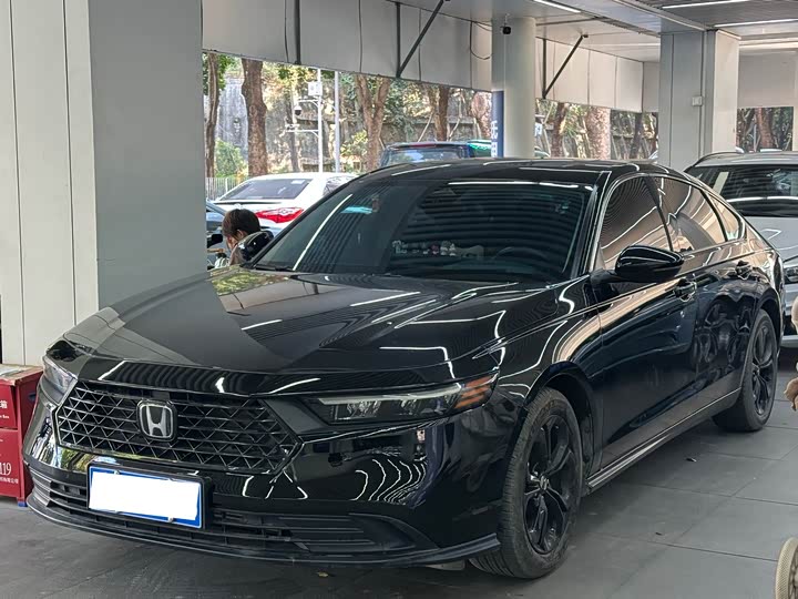 Фото 1 - Honda Accord