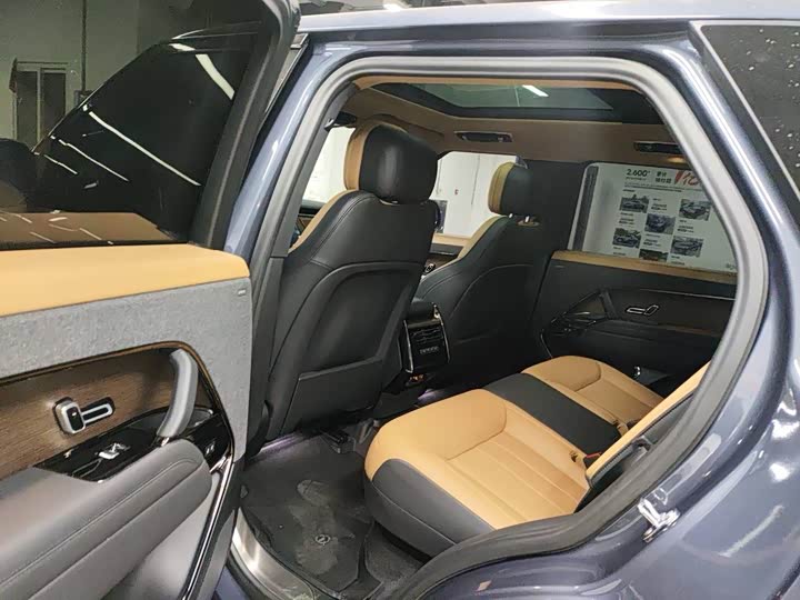 Фото 8 - Land Rover Range Rover Sport