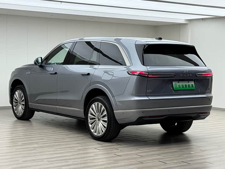 Фото 7 - Nio Onvo L90