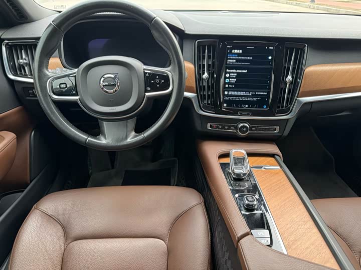 Фото 5 - Volvo S90