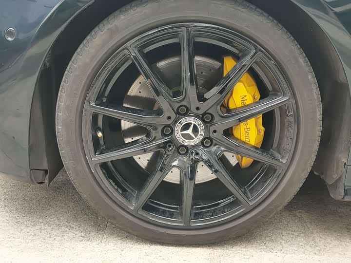 Photo 8 - Mercedes-Benz E-Class