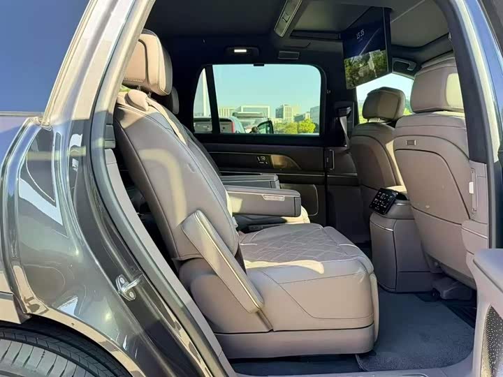 Фото 6 - Nio ES8